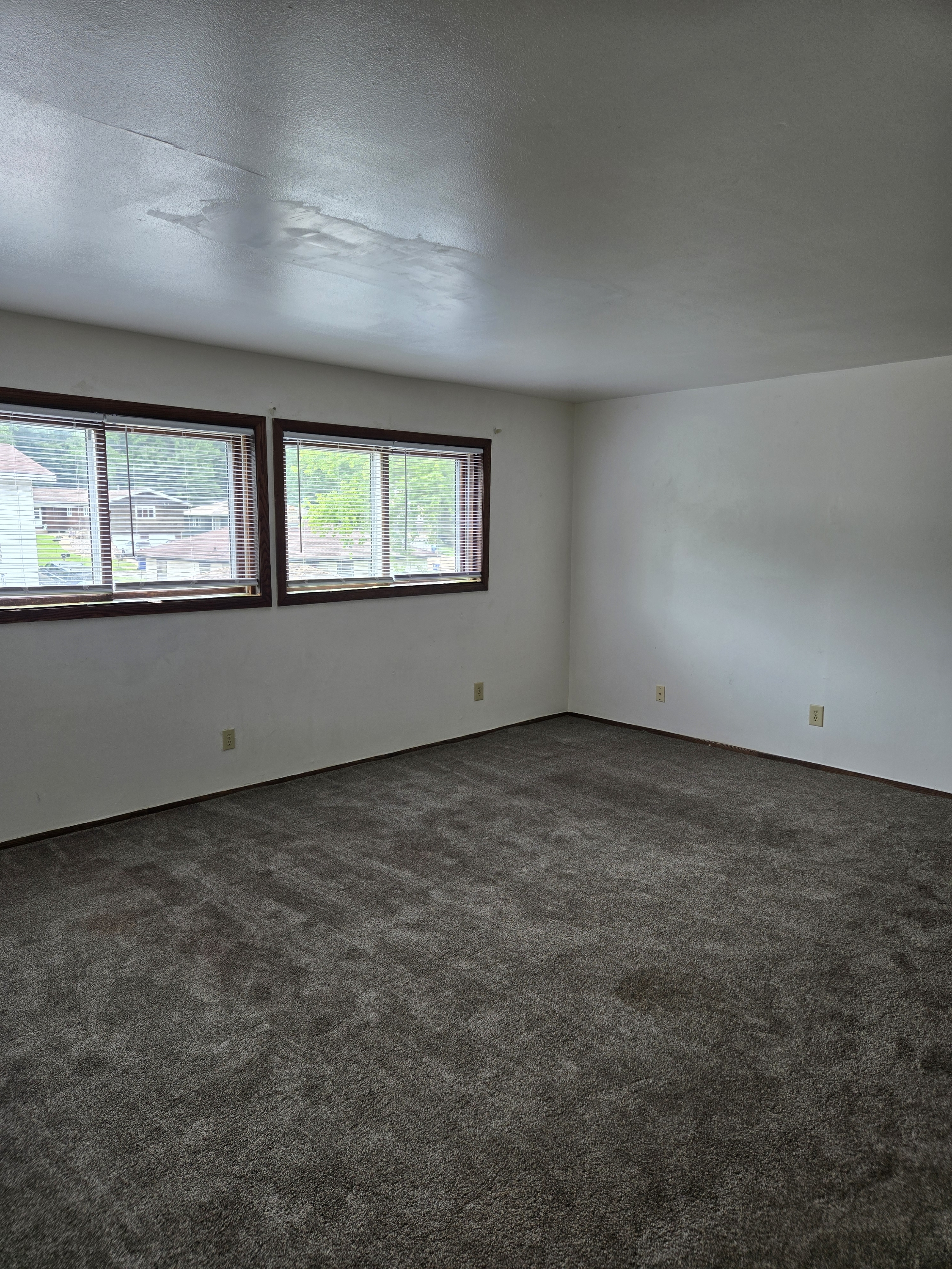 1213 E Union Ave